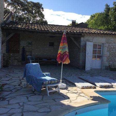 Chez Patricia Bed & Breakfast Castelnau-Montratier Екстериор снимка