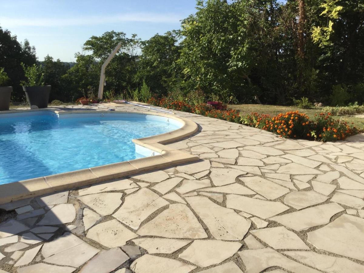 Chez Patricia Bed & Breakfast Castelnau-Montratier Екстериор снимка