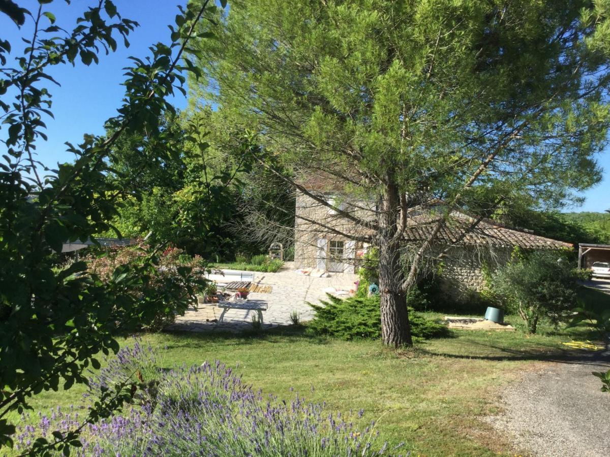 Chez Patricia Bed & Breakfast Castelnau-Montratier Екстериор снимка